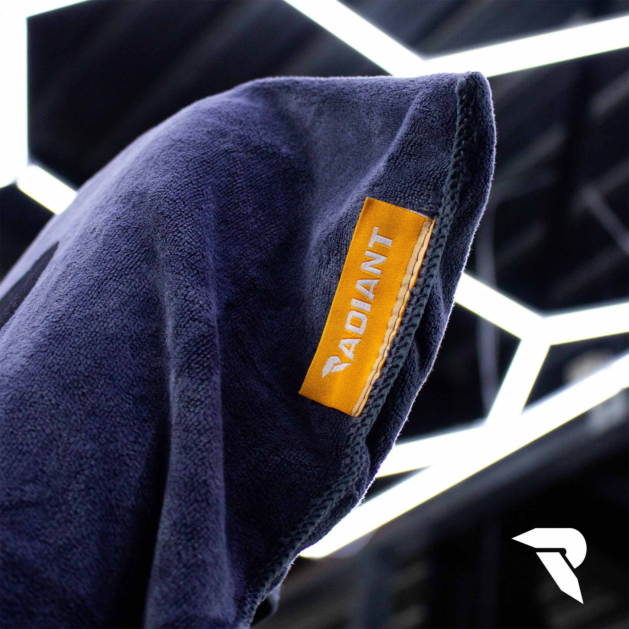 Radiant Sporthanddoek met Ritsvak 50x100cm Baby Blauw - Afbeelding 4